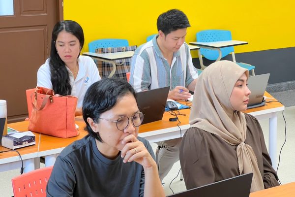 LINE_ALBUM_24468_250424_4