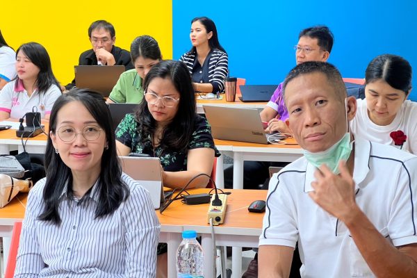 LINE_ALBUM_24468_250424_7