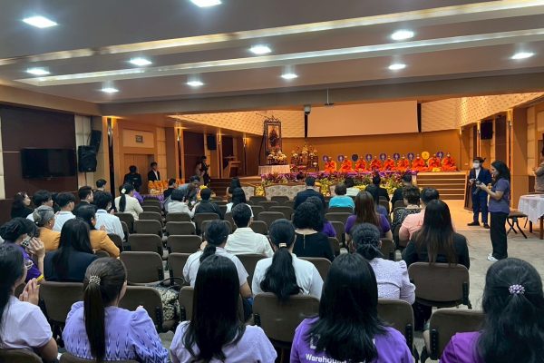 LINE_ALBUM_13668_250613_206