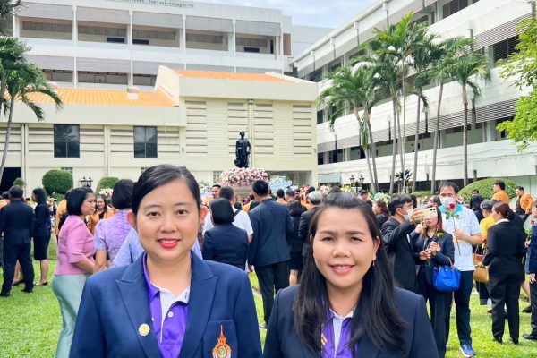 LINE_ALBUM_13668_250613_215