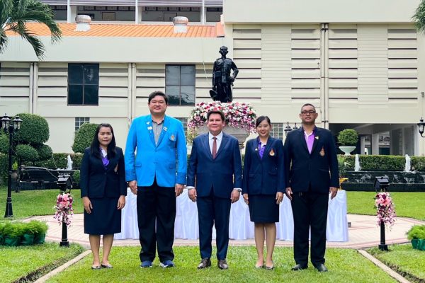 LINE_ALBUM_13668_250613_83