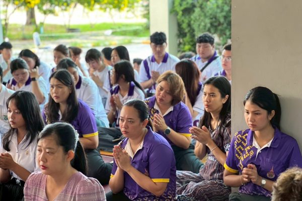 LINE_ALBUM_24768_250819_15