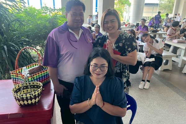 LINE_ALBUM_24768_250819_25