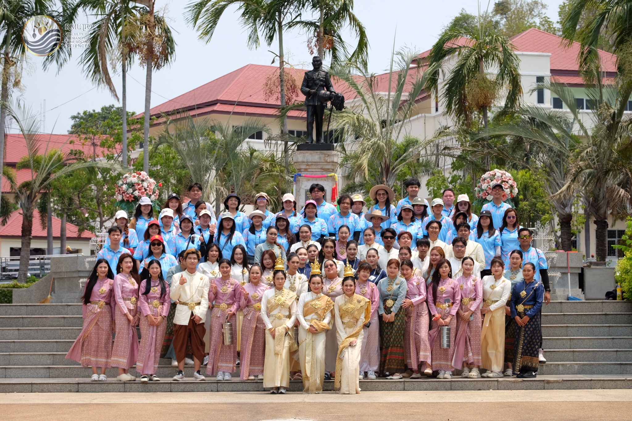 เข้าร่วมกิจกรรมสืบสานประเพณีกองข้าว อำเภอศรีราชา